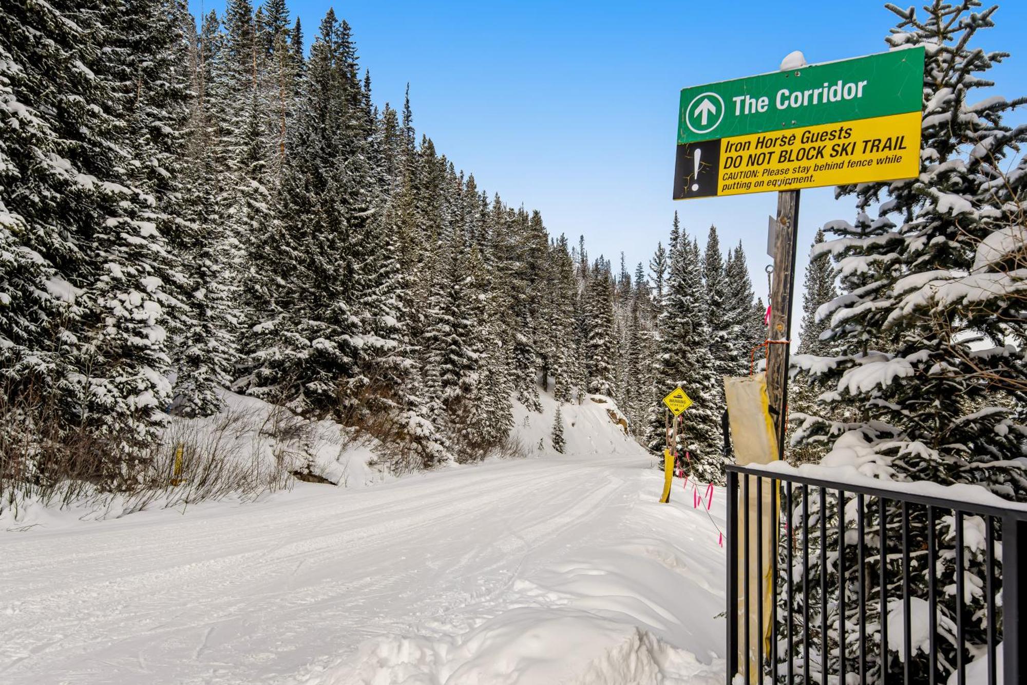 Iron Horse Studio Retreat Winter Park Oda fotoğraf